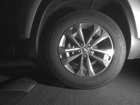 Used 2025 Chevrolet Equinox LT image 12