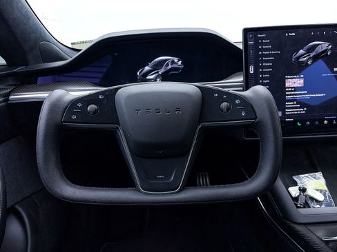 Used 2022 Tesla Model S Plaid image 27