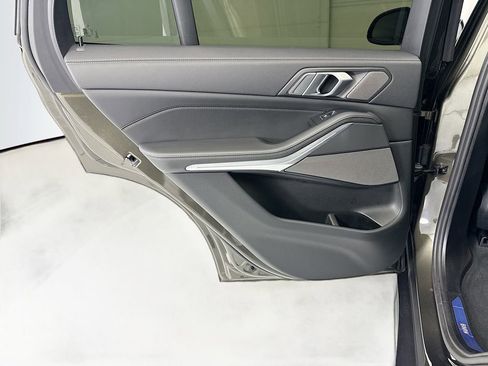 Used 2021 BMW X5 sDrive40i w/ Premium Package RWD image 25