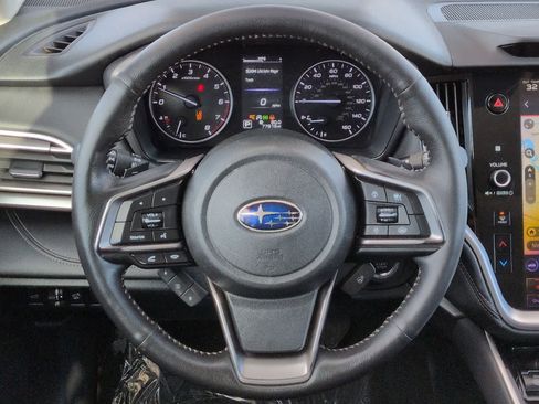 Used 2022 Subaru Outback Limited image 25
