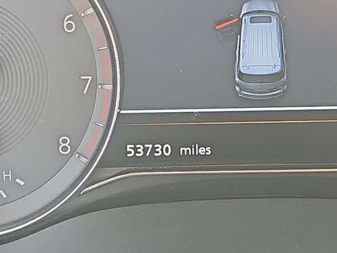 Used 2022 INFINITI QX80 Luxe w/ Cargo Package image 2