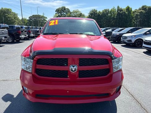 Used 2021 RAM 1500 Express RWD image 27