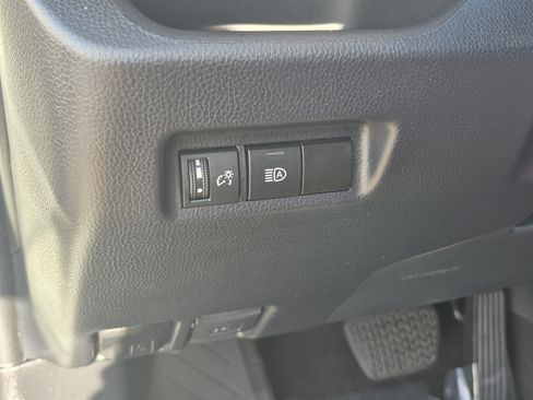 Used 2023 Toyota RAV4 XLE FWD image 26