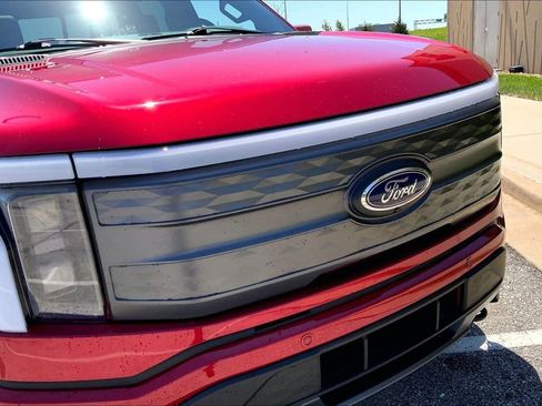 Used 2023 Ford F150 Lightning Lariat w/ Equipment Group 511A High AWD/4WD image 29