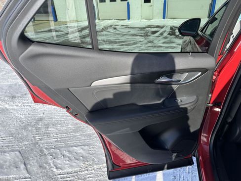 Used 2025 Buick Envision Preferred image 14