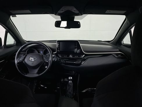 Used 2019 Toyota C-HR XLE FWD image 26