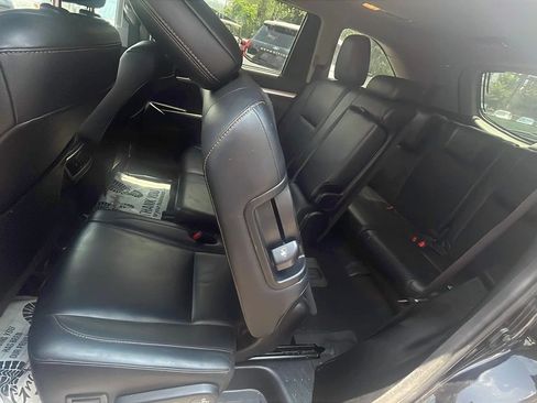 Used 2016 Toyota Highlander XLE AWD/4WD image 23
