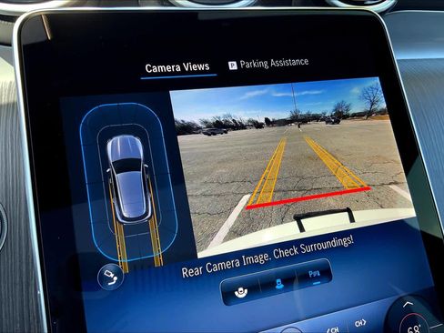 Certified 2025 Mercedes-Benz GLC 300 4MATIC image 8