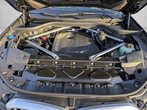 New 2026 BMW X5 xDrive40i w/ M Sport Package image 17