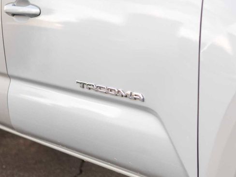 Used 2021 Toyota Tacoma SR5 image 30
