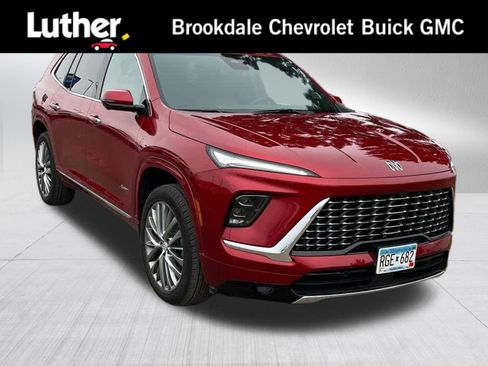 Used 2025 Buick Enclave Avenir w/ Trailering Package, 5000 lbs. image 1