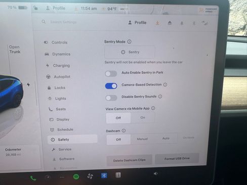 Used 2023 Tesla Model Y 2WD image 43