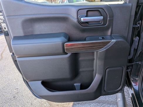 Used 2021 Chevrolet Silverado 1500 LT Trail Boss w/ Convenience Package II image 28