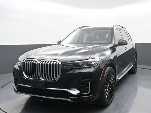 Used 2022 BMW X7 xDrive40i w/ Executive Package AWD/4WD image 1