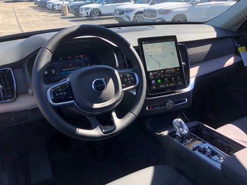 New 2026 Volvo XC90 B6 Plus w/ Protection Package Premier image 16