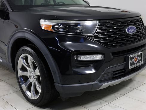 Used 2020 Ford Explorer Platinum w/ Premium Technology Package image 39