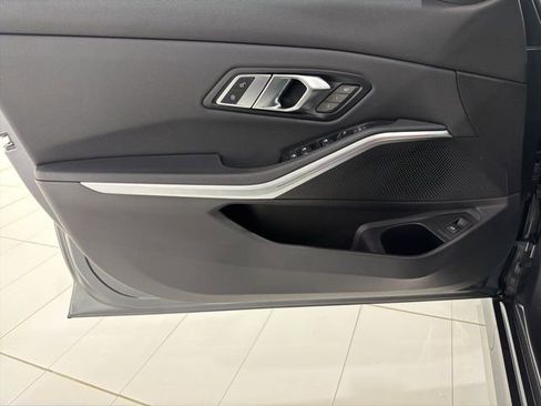 Used 2020 BMW 330i xDrive Sedan w/ Driving Assistance Package image 10