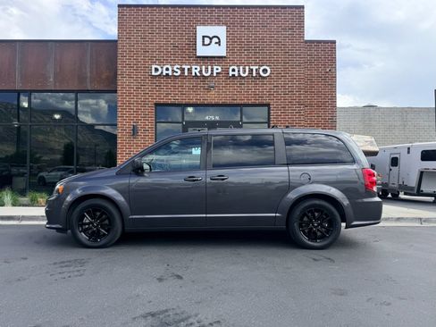 Used 2019 Dodge Grand Caravan GT FWD image 5