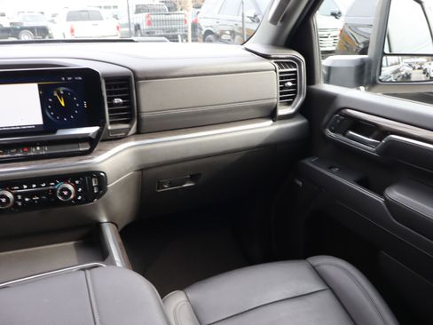 Used 2024 Chevrolet Silverado 3500 LTZ w/ LTZ Plus Package image 17