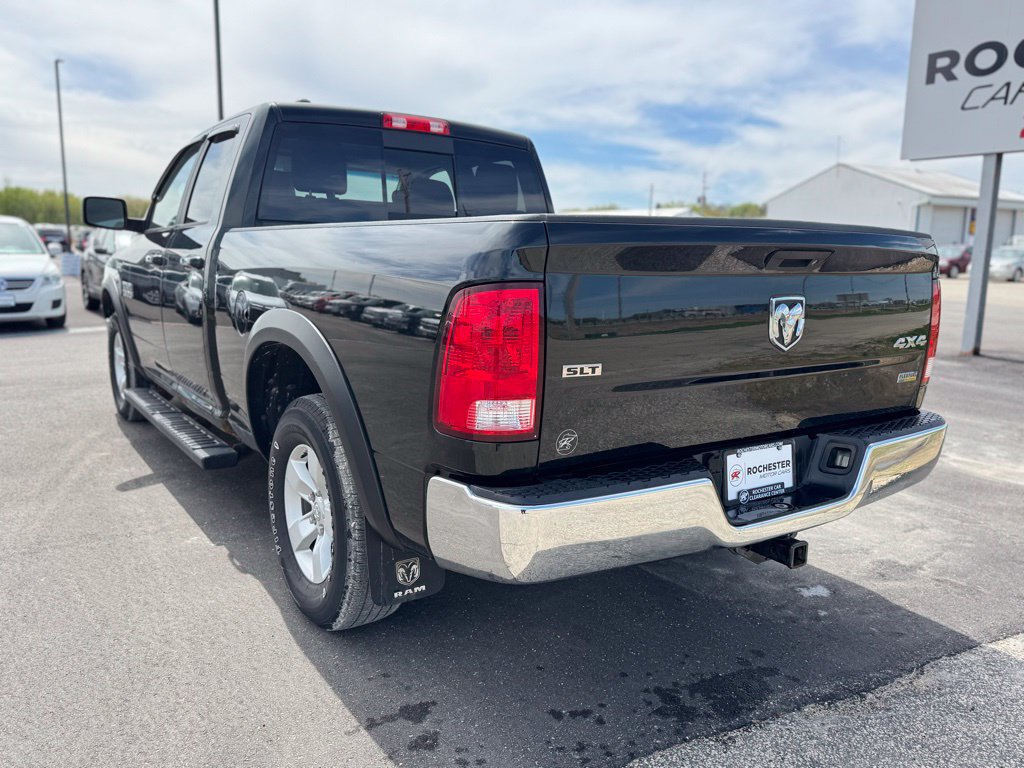 Used 2017 RAM 1500 Classic SLT AWD/4WD image 41