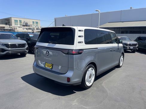 Certified 2025 Volkswagen ID. Buzz 1st Edition RWD image 3
