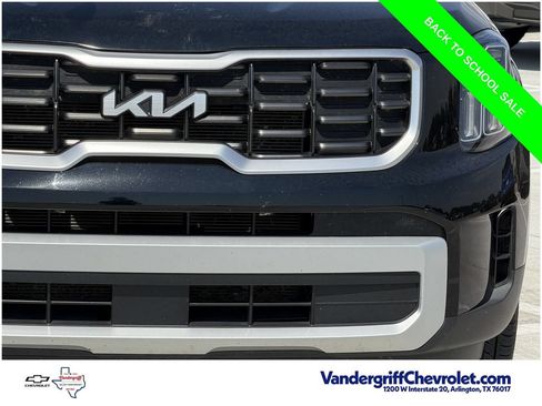 Used 2025 Kia Telluride S FWD image 8