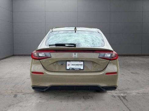 Used 2025 Honda Civic Sport image 96