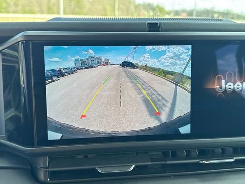 Used 2025 Jeep Wrangler Unlimited Rubicon 4xe w/ Safety Group image 31