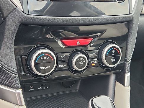 Used 2024 Subaru Forester Limited image 16