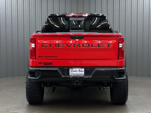 Used 2026 Chevrolet Silverado 1500 ZR2 w/ LPO, Dark Essentials Package AWD/4WD image 4