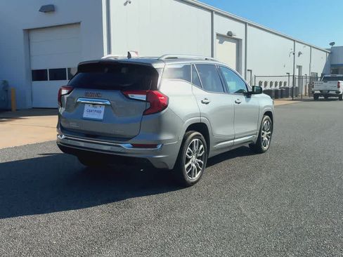 Used 2024 GMC Terrain Denali AWD/4WD image 8