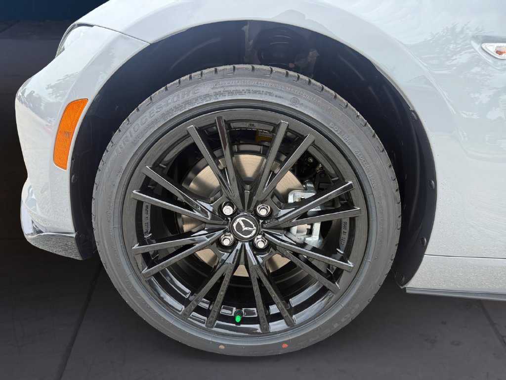 New 2026 MAZDA MX-5 Miata Club w/ Interior Package RWD image 9