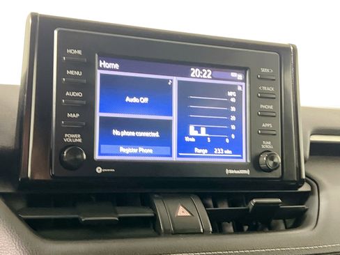 Used 2021 Toyota RAV4 XLE image 27