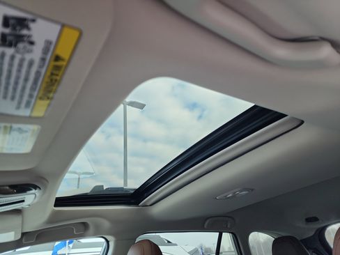 Certified 2025 Subaru Outback Touring image 29