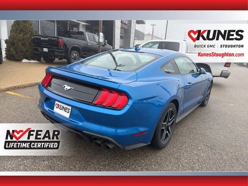 Used 2021 Ford Mustang Premium image 10