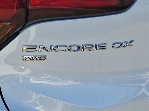 Used 2021 Buick Encore GX Select w/ Sport Touring Package image 30