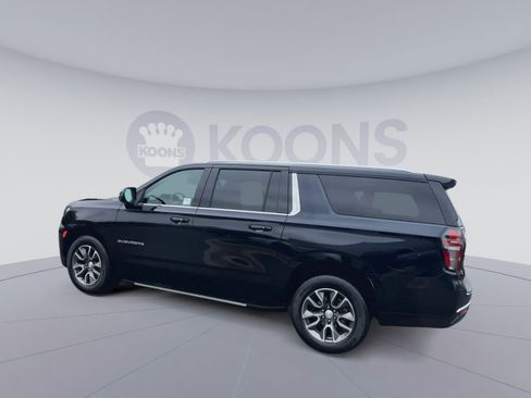 Used 2023 Chevrolet Suburban LT w/ LT Signature Package AWD/4WD image 8