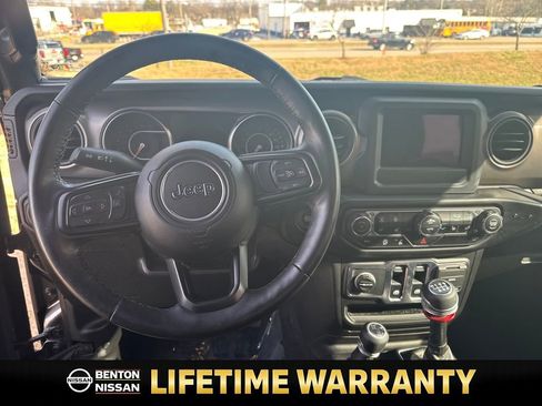Used 2021 Jeep Wrangler Sport image 15