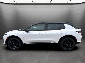 New 2025 Chevrolet Equinox EV RS FWD video 2