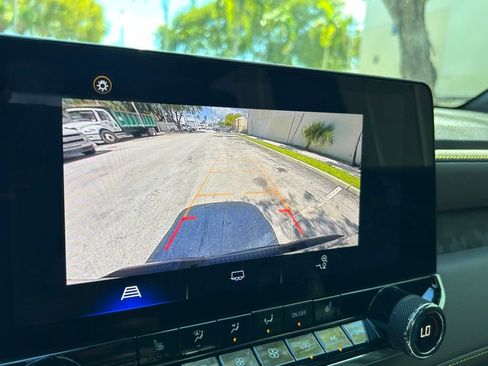 Used 2023 Chevrolet Colorado ZR2 image 26