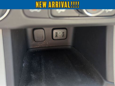 Used 2018 GMC Acadia SLE w/ LPO, Protection Package FWD image 23