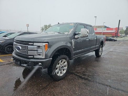 Used 2019 Ford F250 Platinum w/ Platinum Ultimate Package image 8
