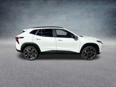 New 2026 Chevrolet Trax RS w/ Driver Confidence Package image 5