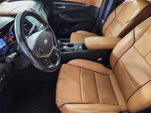 Used 2015 Chevrolet Impala LTZ image 14