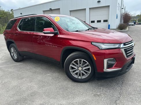 Used 2023 Chevrolet Traverse LT AWD/4WD image 7