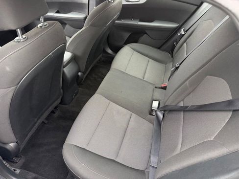 Used 2024 Kia Forte LXS FWD image 5