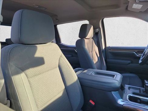 Used 2022 Chevrolet Silverado 1500 RST w/ Convenience Package II image 16