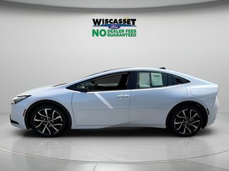 Used 2024 Toyota Prius Prime Premium w/ Advanced Technology Package FWD video 2