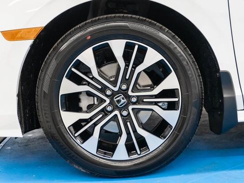 New 2026 Honda Odyssey Elite image 2