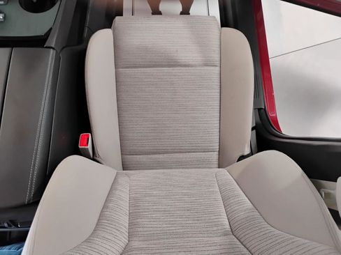Used 2023 Nissan Rogue SV FWD image 30